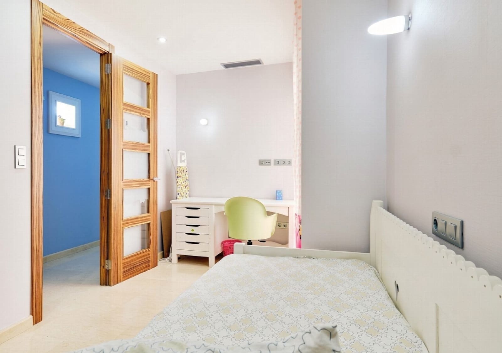 3 bedroom Apartment for sale in Torrevieja - € 525,000 (Ref: 10051033)