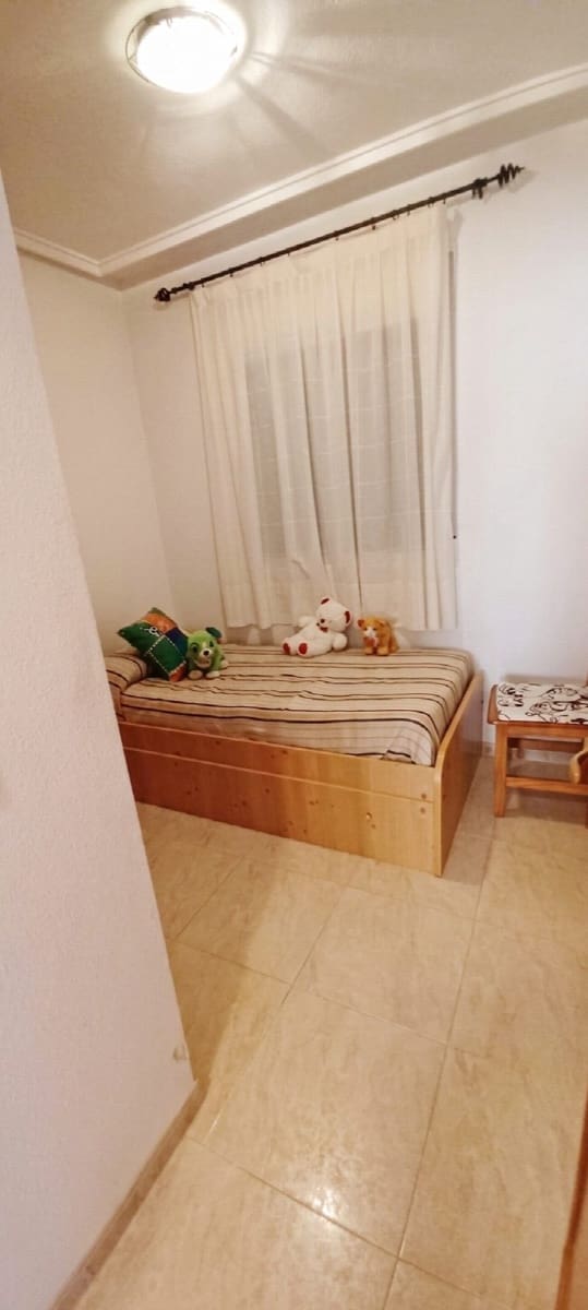 3 quarto Apartamento para venda em Torrevieja - 160 000 € (Ref: 10051035)