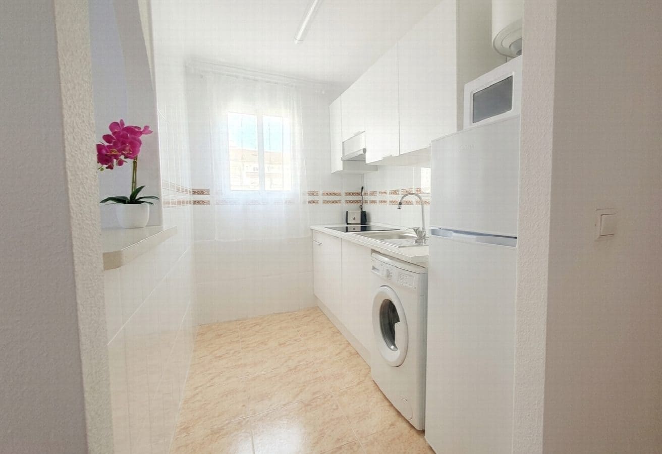 1 bedroom Apartment for sale in Torrevieja - € 179,900 (Ref: 10051039)