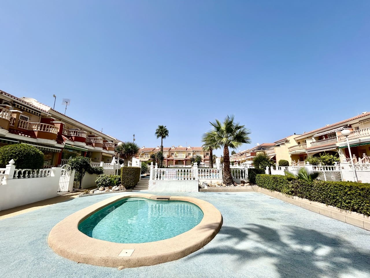 3 bedroom Townhouse for sale in Rojales with garage - € 229,000 (Ref: 10051044)
