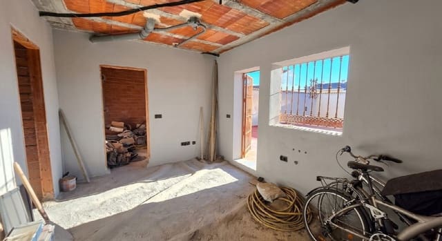 Chalet de 5 habitaciones en Los Boliches , Fuengirola en venta con garaje - 530.000 € (Ref: 10051120)