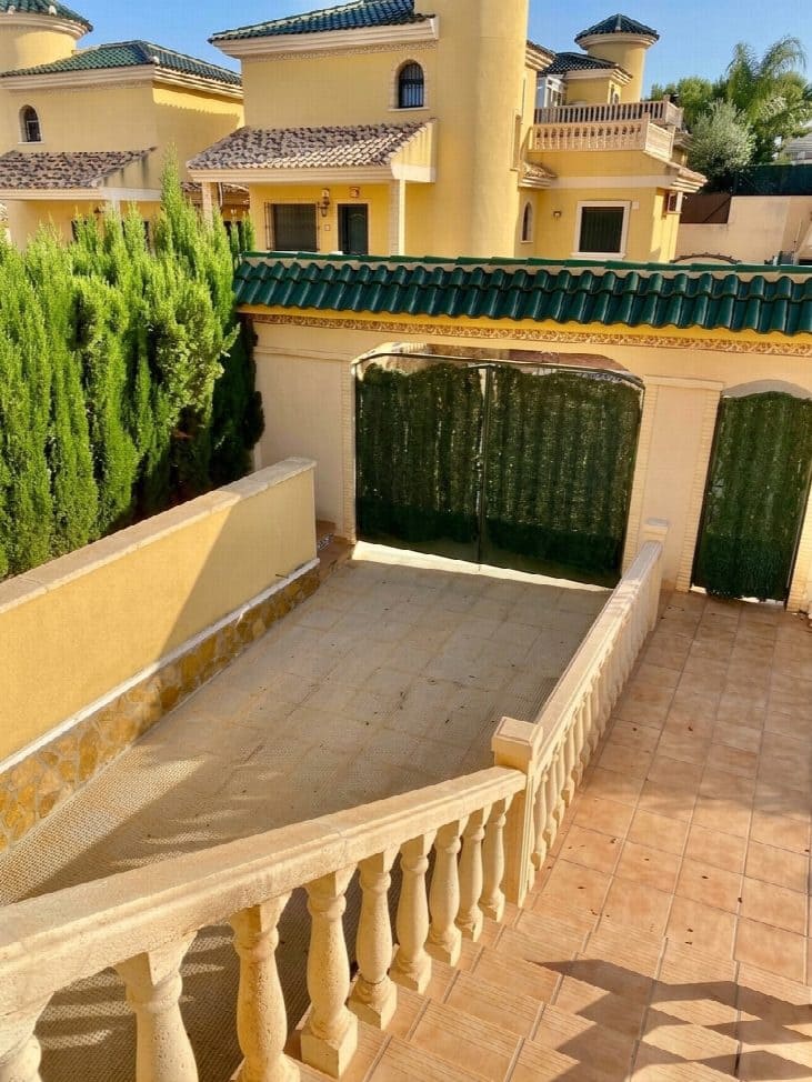 3 soveværelse Semi-Rækkehus til salg i Orihuela - € 363.500 (Ref: 10051121)