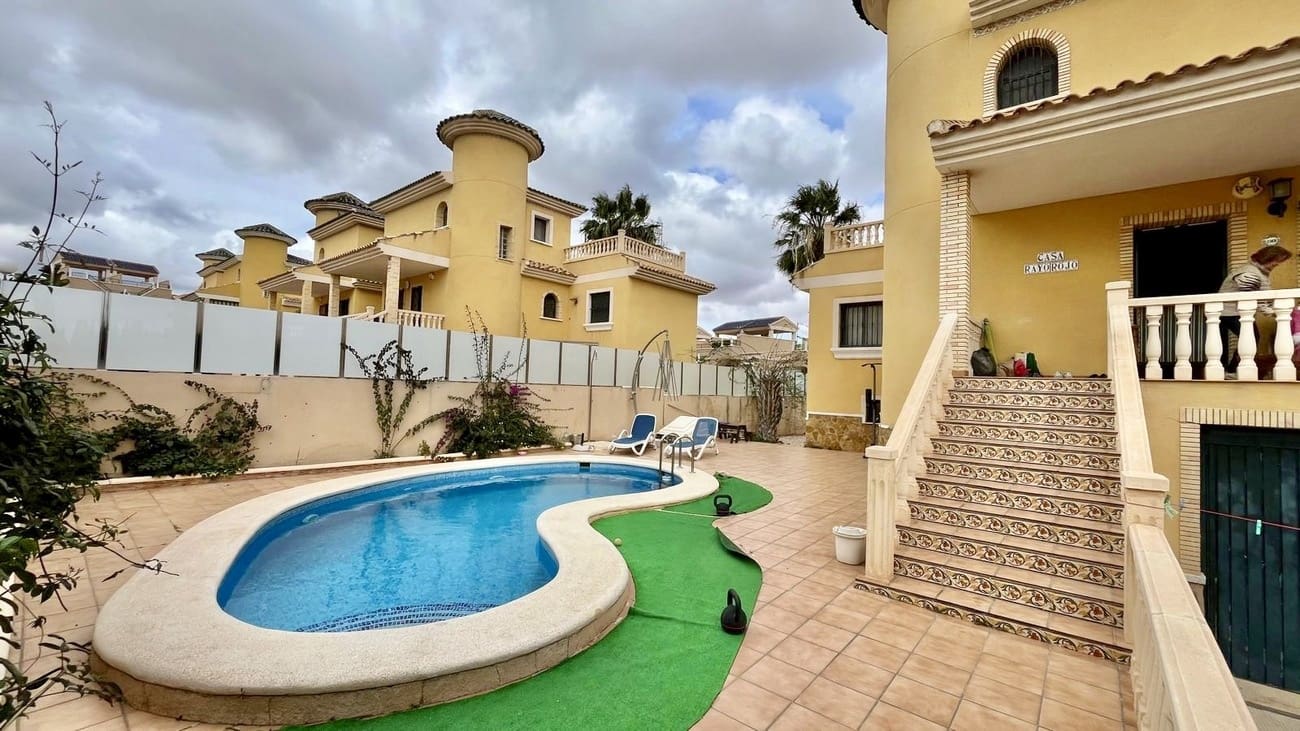 3 soveværelse Semi-Rækkehus til salg i Orihuela - € 363.500 (Ref: 10051121)
