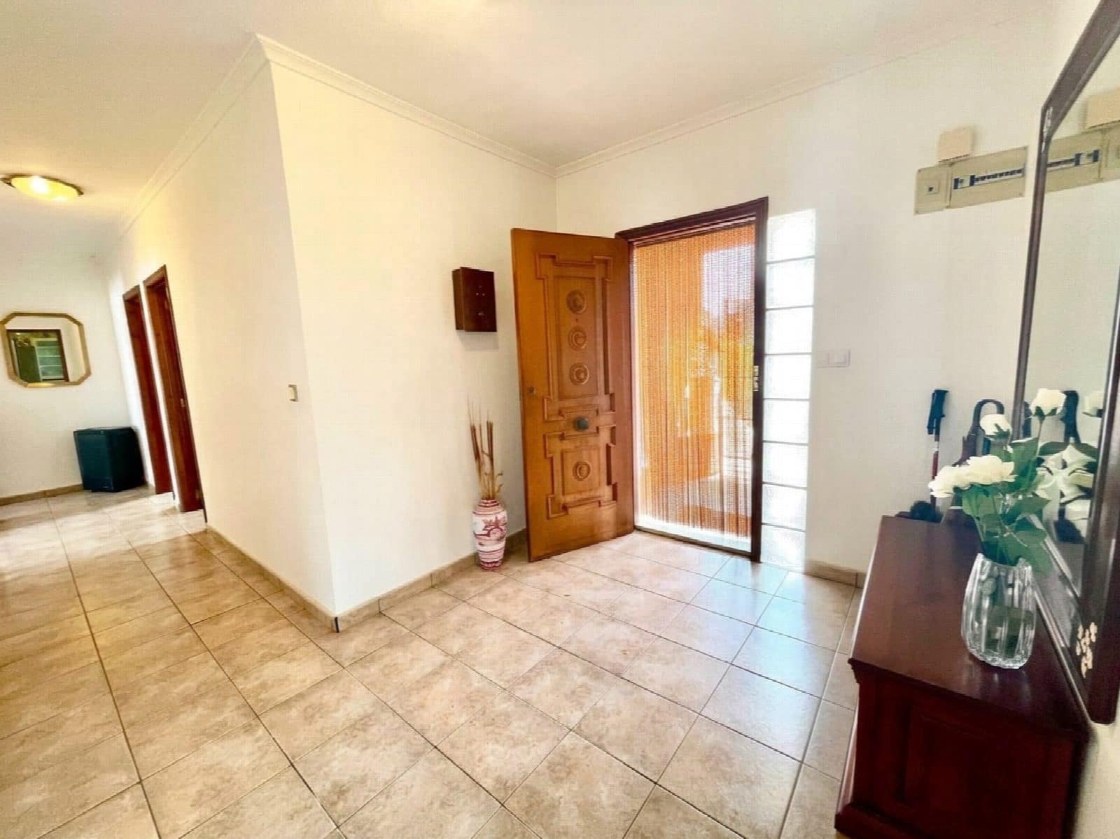 Chalet de 4 habitaciones en Benijófar en venta con piscina garaje - 416.000 € (Ref: 10051128)