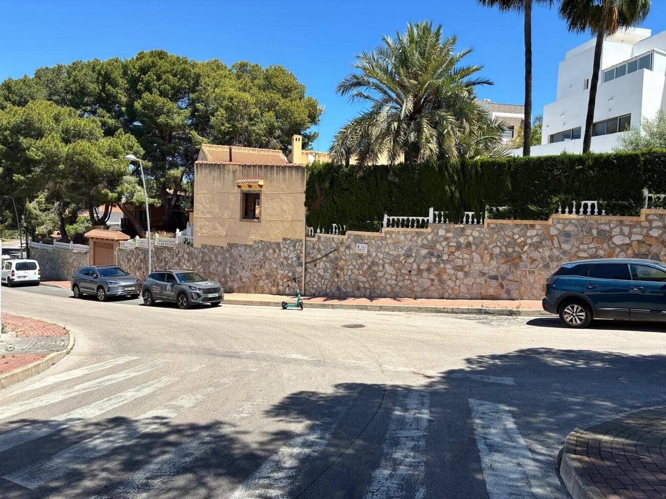 4 slaapkamer Villa te koop in Torrevieja met zwembad garage - € 490.000 (Ref: 10051129)