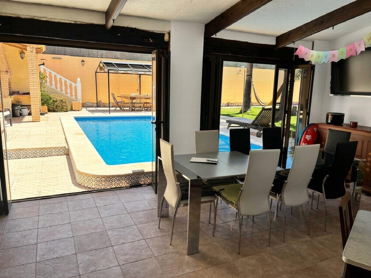 4 slaapkamer Villa te koop in Torrevieja met zwembad garage - € 490.000 (Ref: 10051129)
