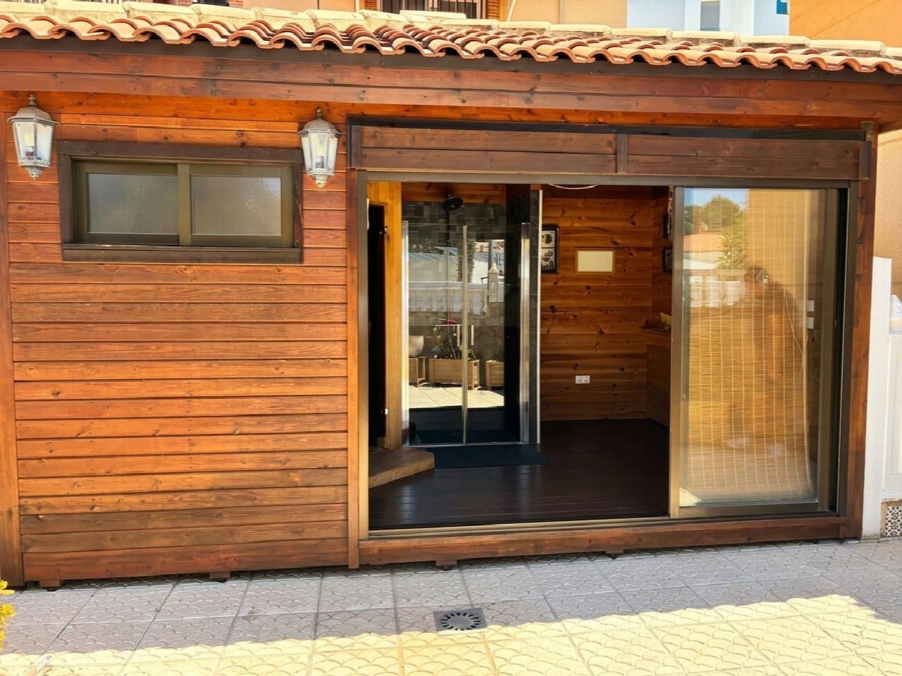4 slaapkamer Villa te koop in Torrevieja met zwembad garage - € 490.000 (Ref: 10051129)