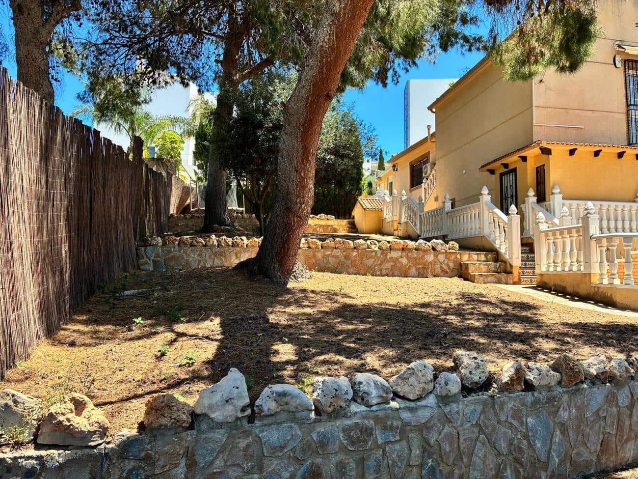 4 slaapkamer Villa te koop in Torrevieja met zwembad garage - € 490.000 (Ref: 10051129)
