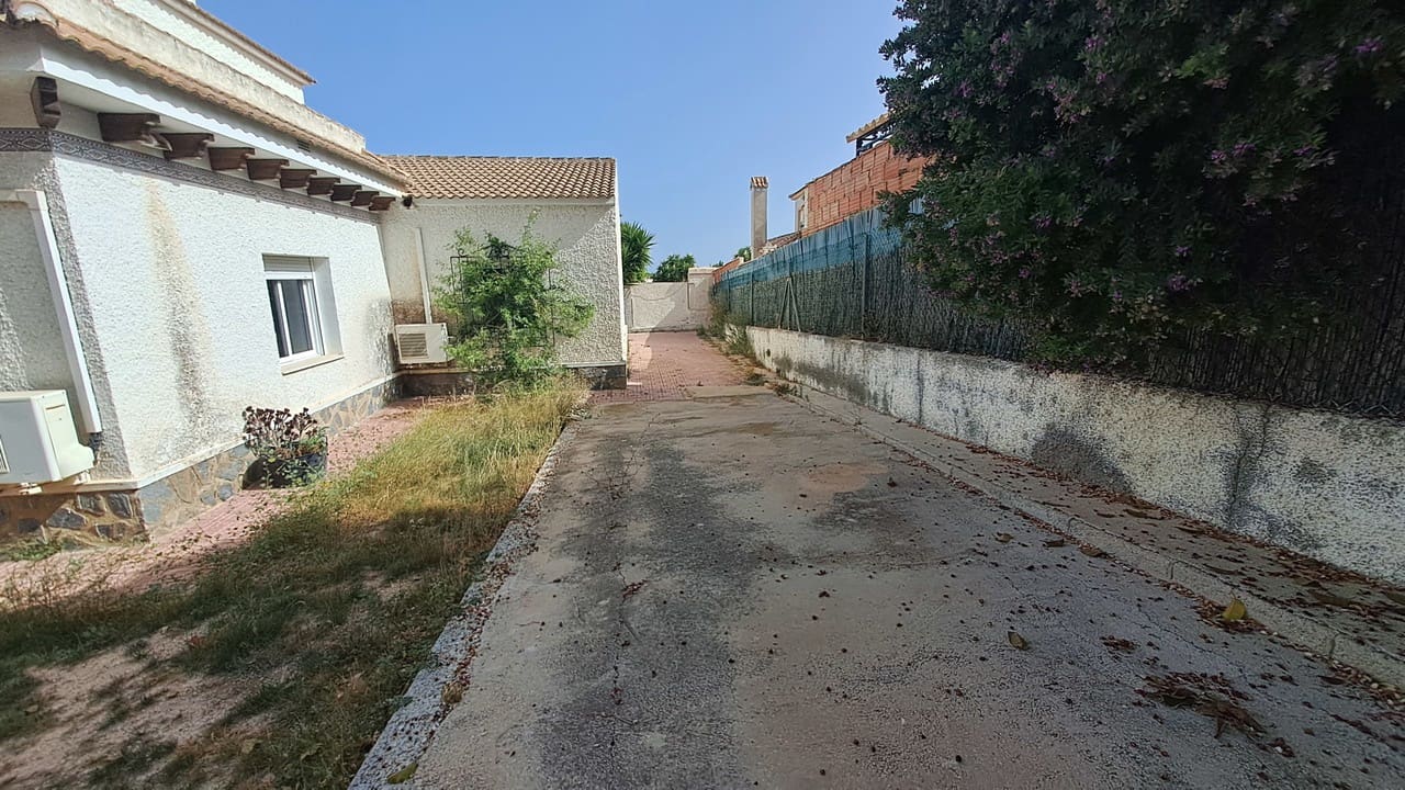 5 bedroom Villa for sale in Orihuela - € 519,000 (Ref: 10051134)