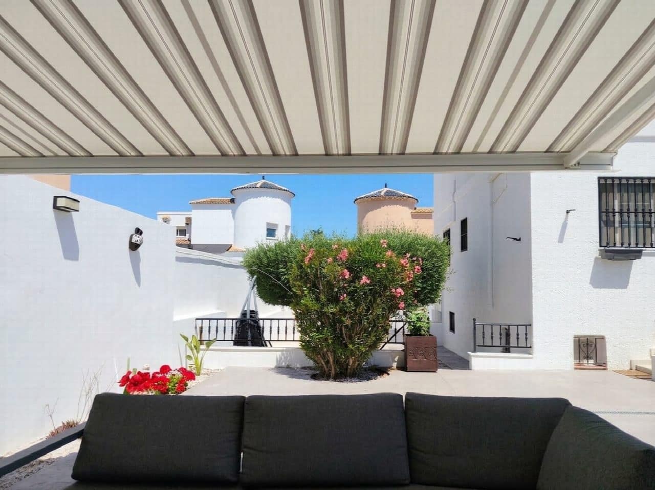 3 Zimmer Villa zu verkaufen in San Miguel de Salinas mit Garage - 485.000 € (Ref: 10051135)