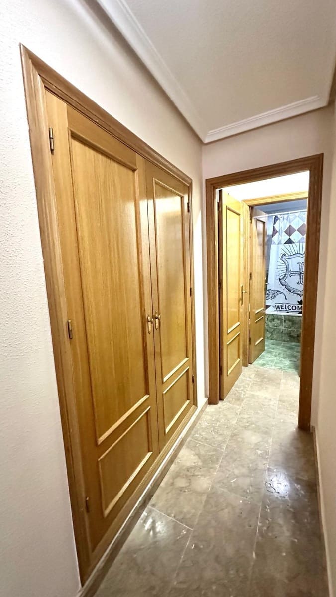 3 soverom Leilighet til salgs i Torrevieja - € 195 000 (Ref: 10051140)