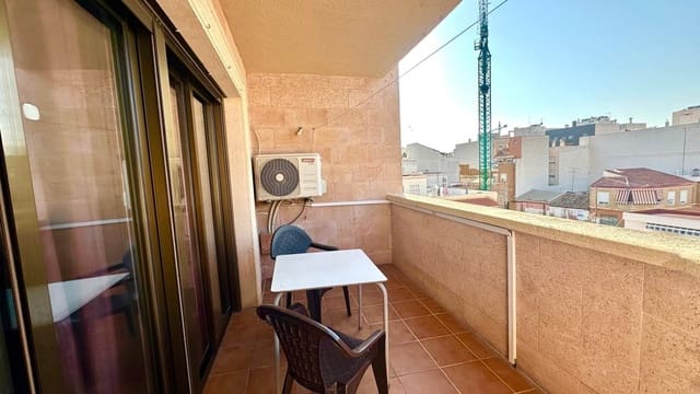3 makuuhuone Huoneisto myytävänä paikassa Puerto Deportivo, Torrevieja - 195 000 € (Ref: 10051140)