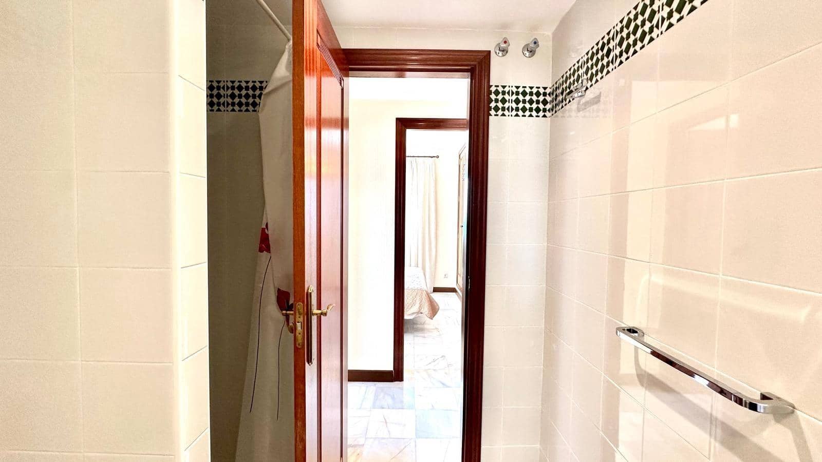 3 makuuhuone Ranta-asunto myytävänä paikassa Torrevieja mukana uima-altaan - 369 900 € (Ref: 10051147)