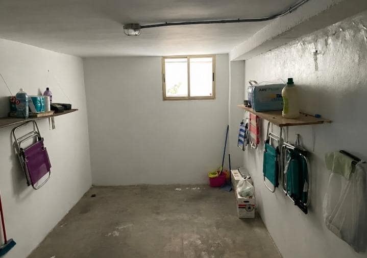 2 bedroom Beach Apartment for sale in Torrevieja - € 159,900 (Ref: 10051151)