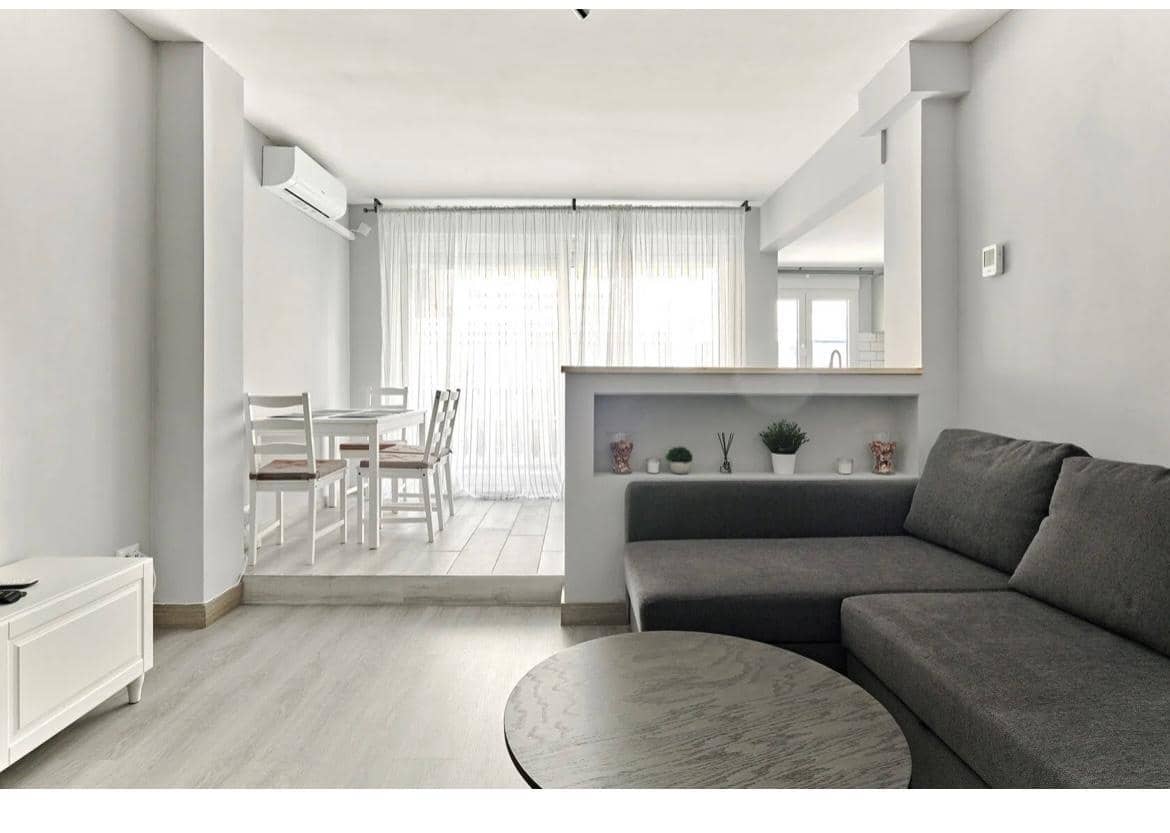 2 slaapkamer Strandappartement te koop in Torrevieja - € 229.900 (Ref: 10051152)