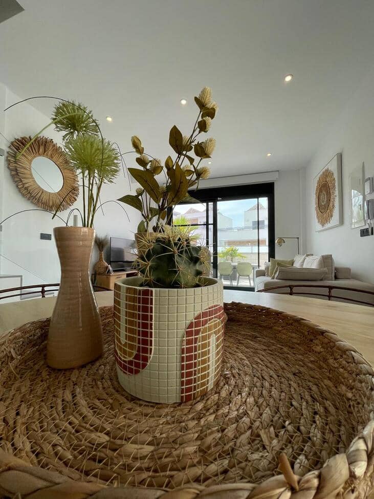 Chalet de 3 habitaciones en Benijófar en venta con piscina garaje - 469.000 € (Ref: 10051158)