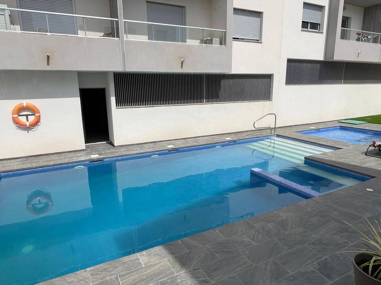Chalet de 3 habitaciones en Benijófar en venta con piscina garaje - 469.000 € (Ref: 10051158)