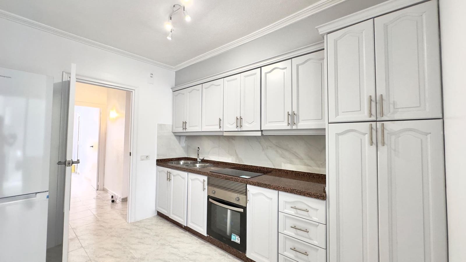 3 quarto Apartamento de Praia para venda em Torrevieja - 179 000 € (Ref: 10051160)