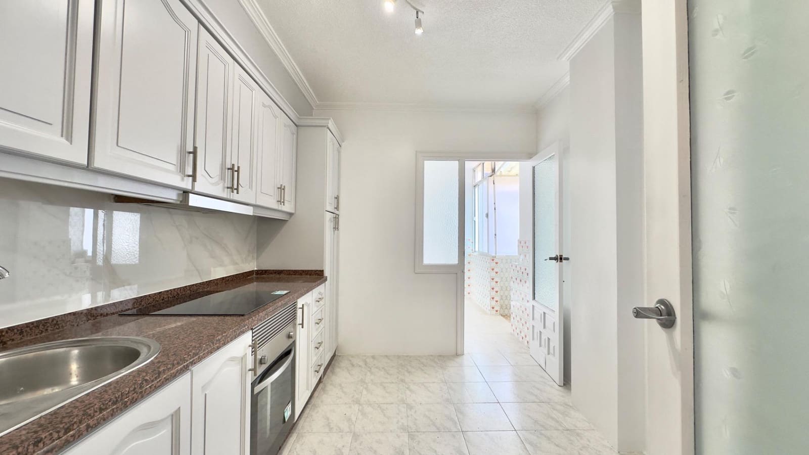 3 quarto Apartamento de Praia para venda em Torrevieja - 179 000 € (Ref: 10051160)