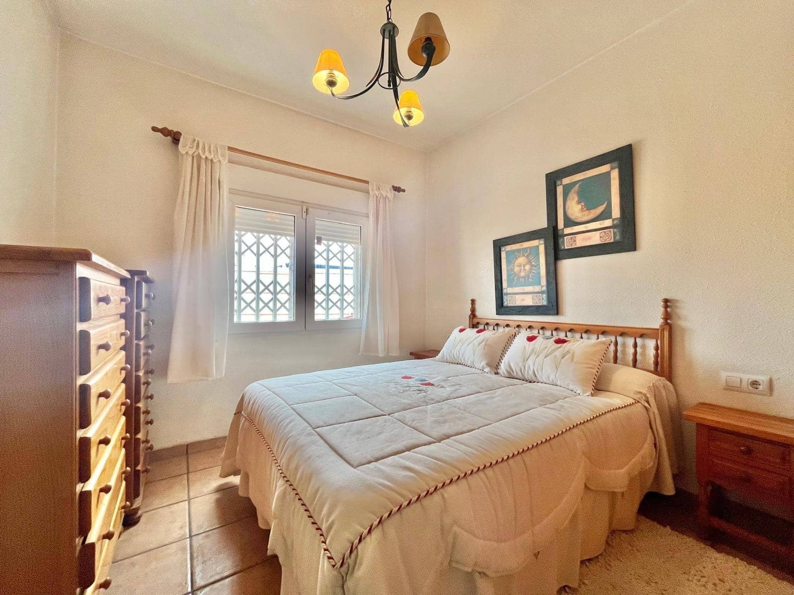 2 sypialnia Willa na sprzedaż w Torrevieja z basenem - 250 000 € (Ref: 10051161)