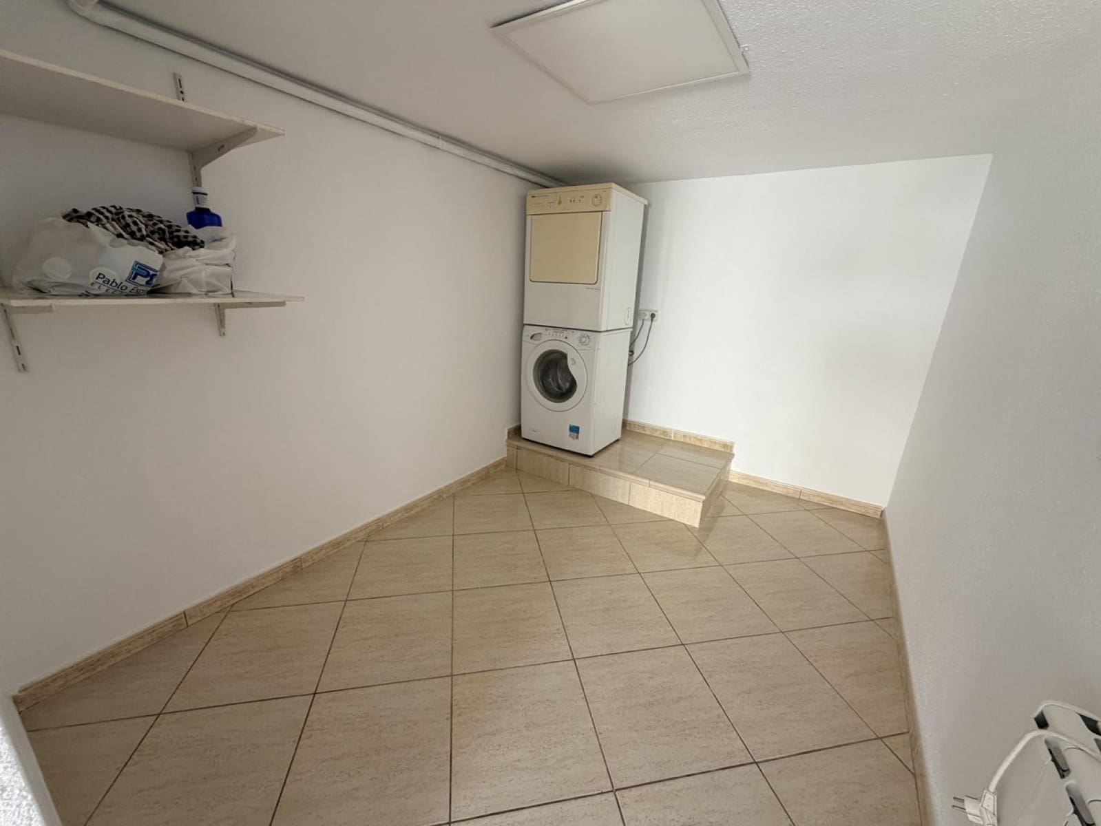 Pareado de 5 habitaciones en Torrevieja en venta con piscina - 599.000 € (Ref: 10051166)