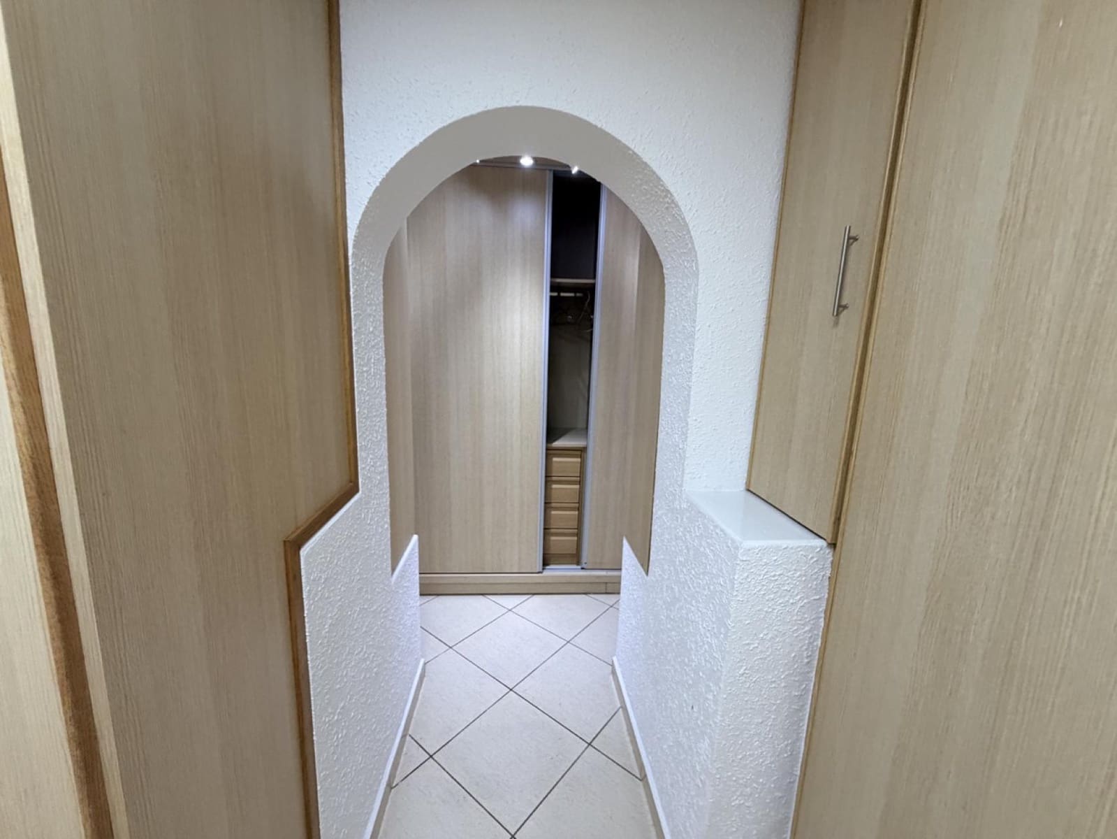 Pareado de 5 habitaciones en Torrevieja en venta con piscina - 599.000 € (Ref: 10051166)