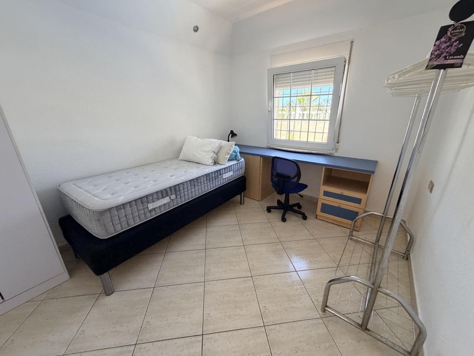 Pareado de 5 habitaciones en Torrevieja en venta con piscina - 599.000 € (Ref: 10051166)