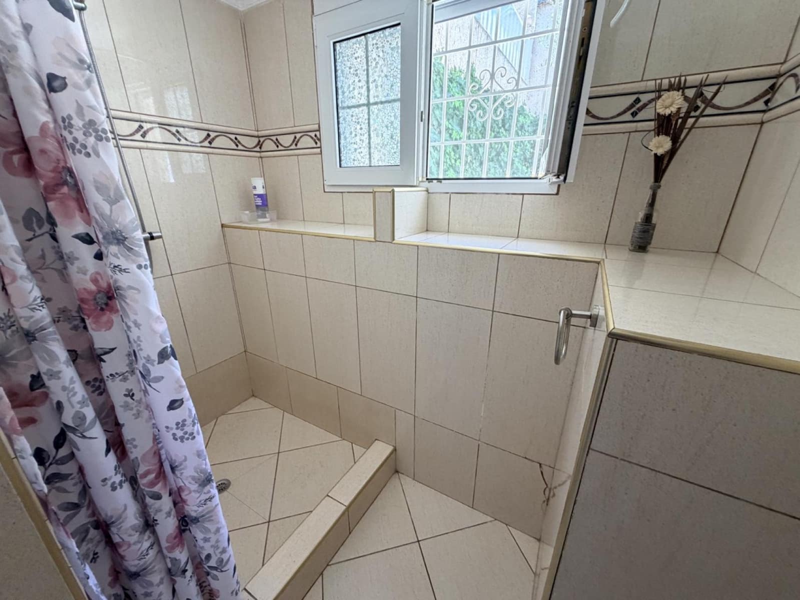 Pareado de 5 habitaciones en Torrevieja en venta con piscina - 599.000 € (Ref: 10051166)