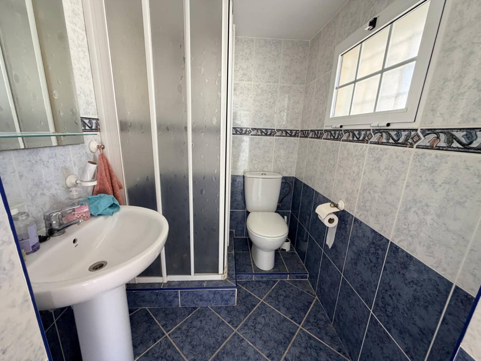 Pareado de 5 habitaciones en Torrevieja en venta con piscina - 599.000 € (Ref: 10051166)