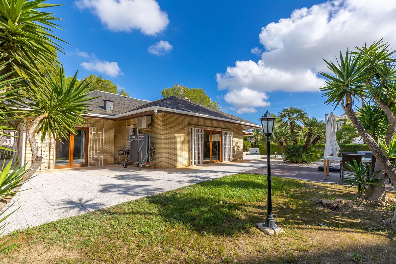 5 Zimmer Villa zu verkaufen in Orihuela - 599.900 € (Ref: 10051174)