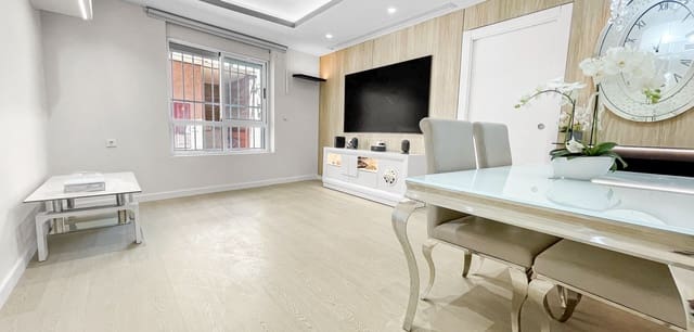 Apartamento de 3 habitaciones en El Molino, Torrevieja en venta con garaje - 236.000 € (Ref: 10051176)
