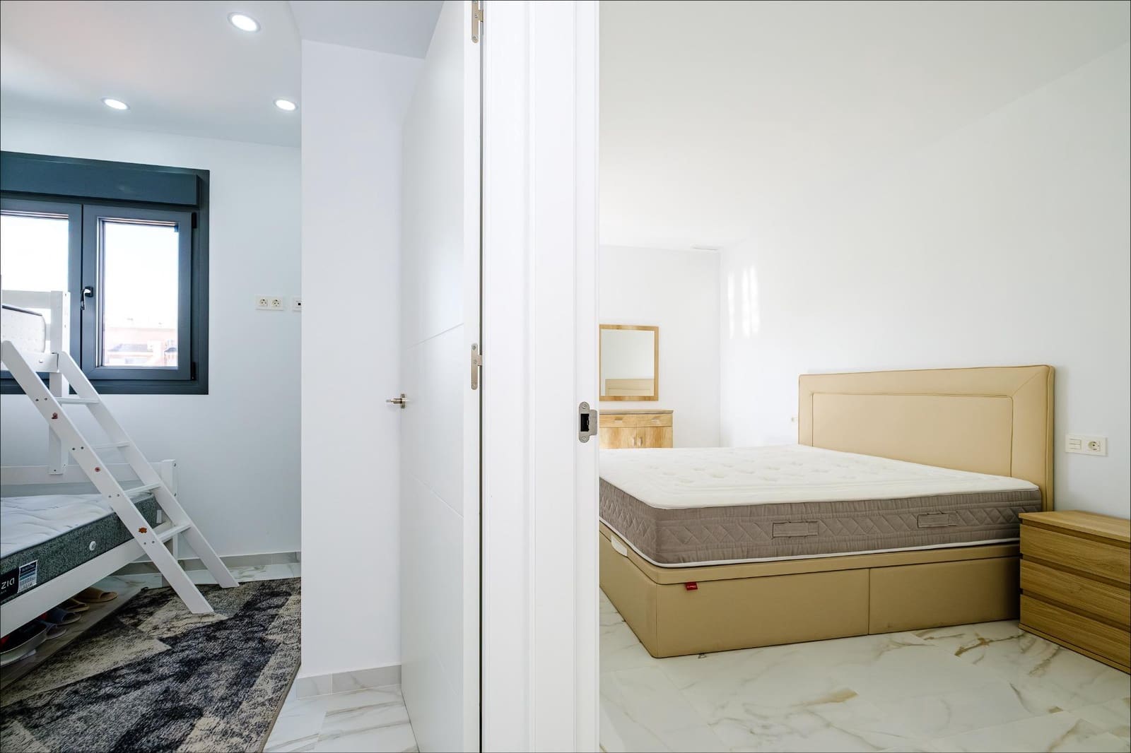 Ático de 4 habitaciones en Torrevieja en venta - 574.900 € (Ref: 10051186)