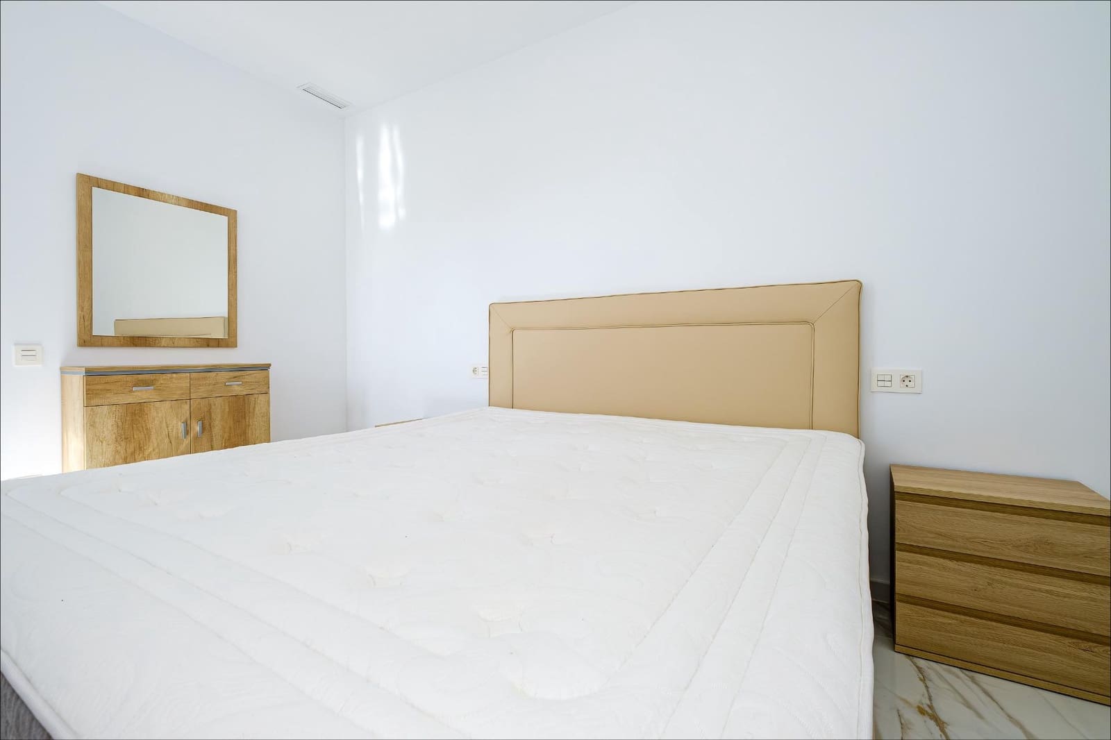 Ático de 4 habitaciones en Torrevieja en venta - 574.900 € (Ref: 10051186)