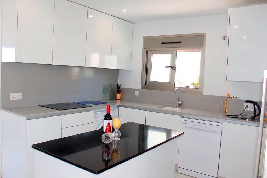 3 bedroom Villa for sale in San Miguel de Salinas - € 429,000 (Ref: 10051189)