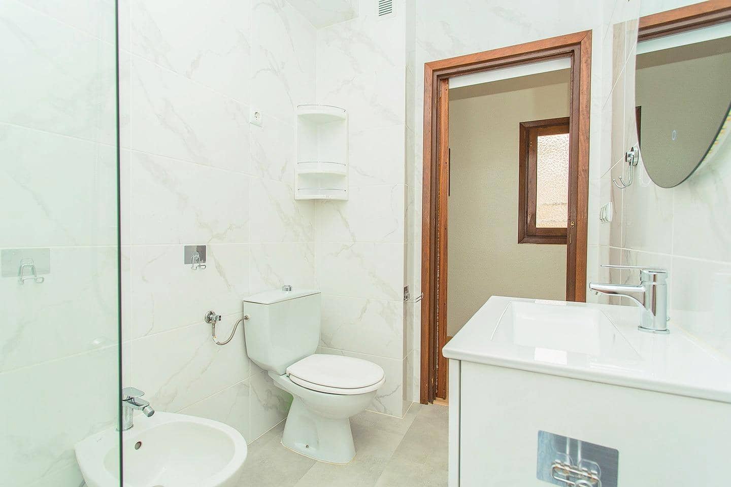3 makuuhuone Ranta-asunto myytävänä paikassa Torrevieja - 200 000 € (Ref: 10051192)