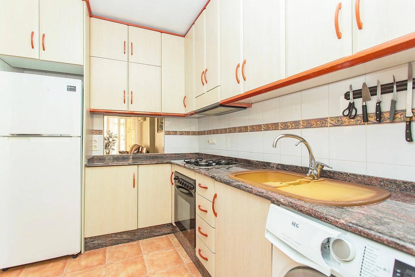 3 makuuhuone Ranta-asunto myytävänä paikassa Torrevieja - 200 000 € (Ref: 10051192)