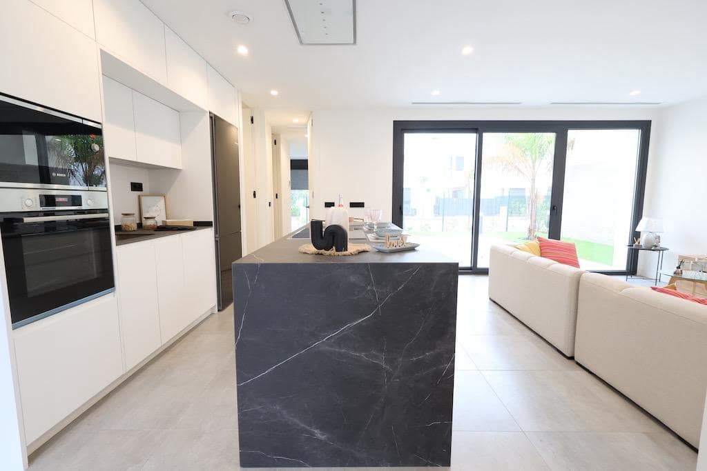 Chalet de 3 habitaciones en Torre-Pacheco en venta con piscina garaje - 439.000 € (Ref: 10051199)