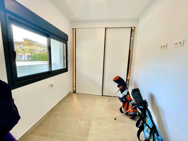 3 bedroom Apartment for sale in Benijófar with pool garage - € 329,900 (Ref: 10051204)