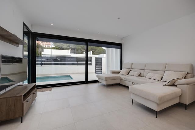 3 Zimmer Villa zu verkaufen in Pinar de Campoverde, Pilar de la Horadada mit Pool Garage - 410.000 € (Ref: 10051207)