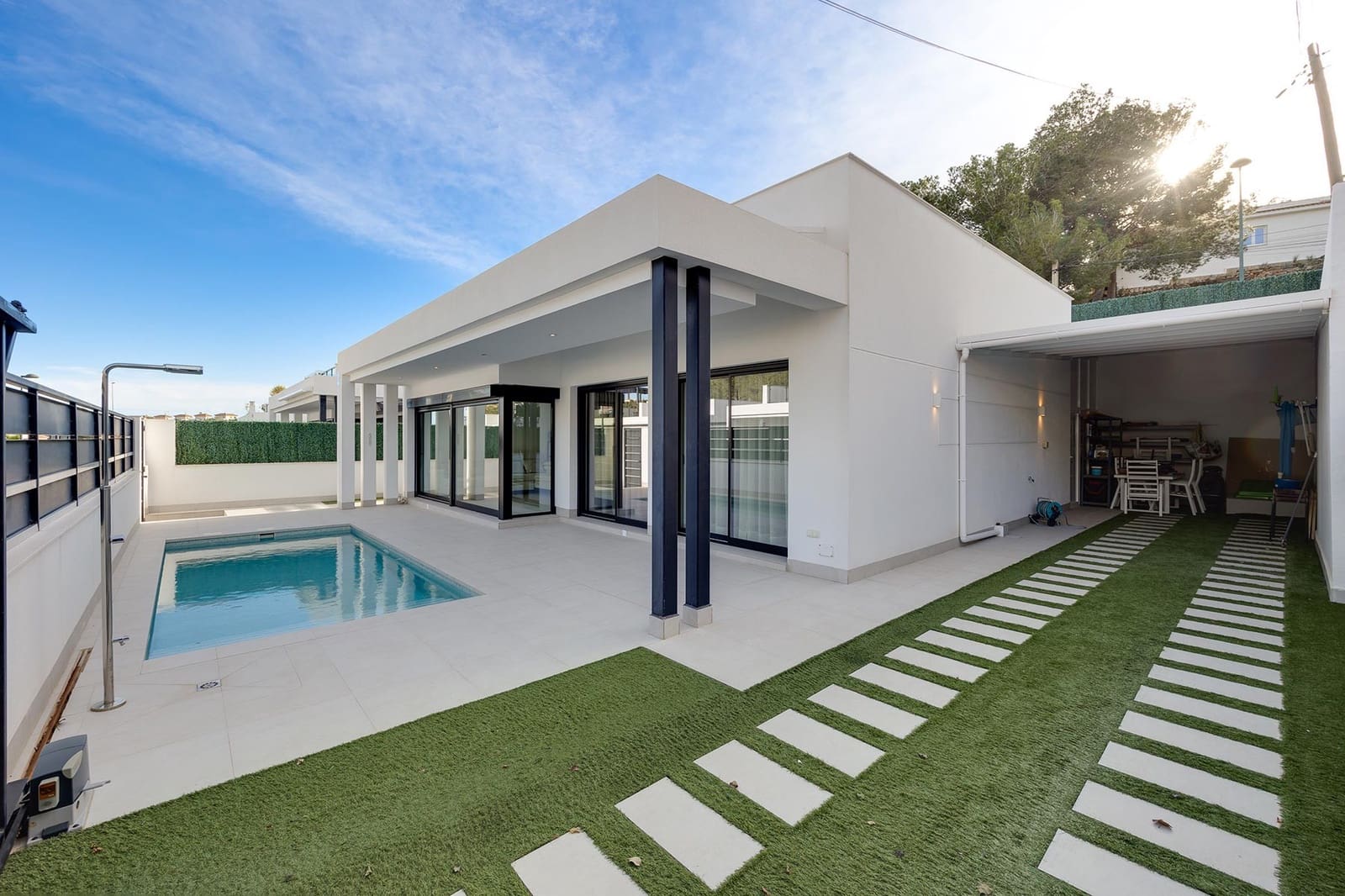 3 Zimmer Villa zu verkaufen in Pilar de la Horadada mit Pool Garage - 410.000 € (Ref: 10051207)