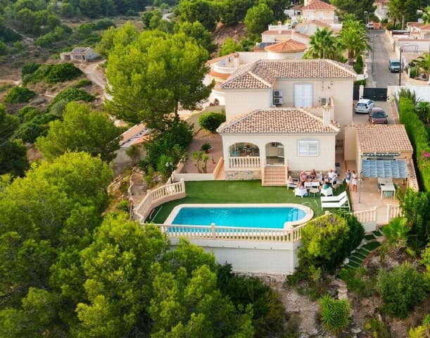 3 Zimmer Villa zu verkaufen in Pinar de Campoverde, Pilar de la Horadada mit Garage - 524.995 € (Ref: 10051211)