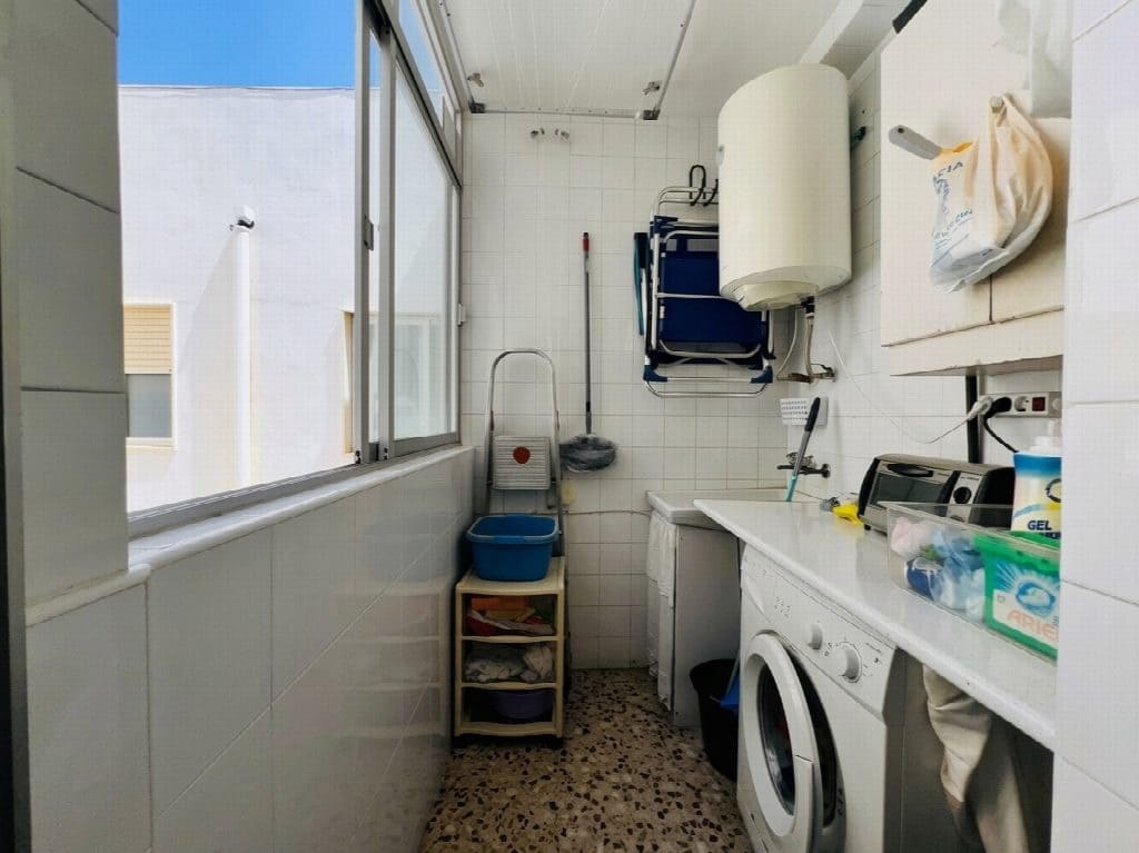 3 sovrum Strandlägenhet till salu i Torrevieja med garage - 279 000 € (Ref: 10051221)