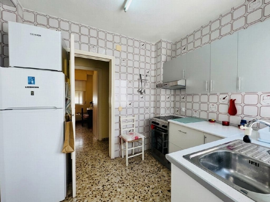 3 sovrum Strandlägenhet till salu i Torrevieja med garage - 279 000 € (Ref: 10051221)
