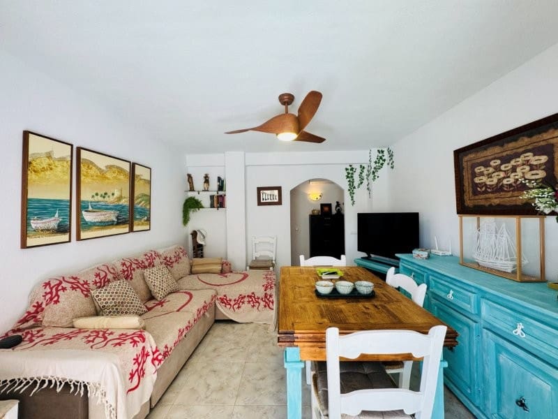 2 sovrum Strandlägenhet till salu i Torrevieja - 165 000 € (Ref: 10051222)