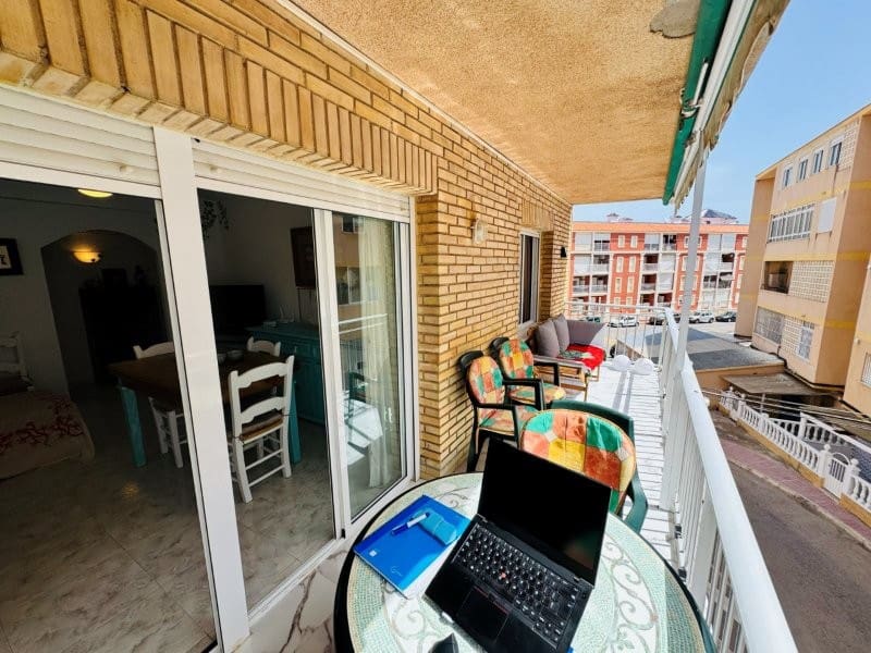 2 sovrum Strandlägenhet till salu i Torrevieja - 165 000 € (Ref: 10051222)