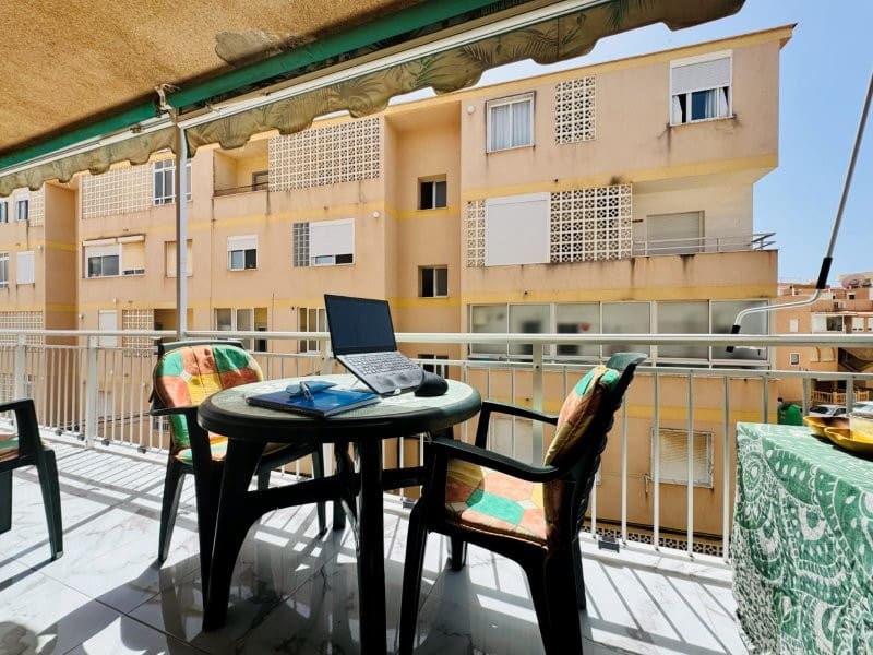 2 sovrum Strandlägenhet till salu i Torrevieja - 165 000 € (Ref: 10051222)