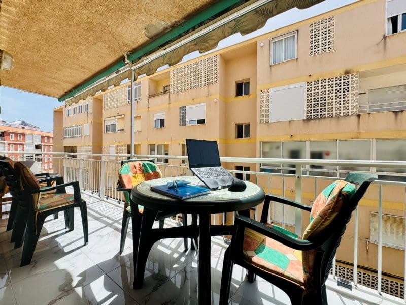 2 sovrum Strandlägenhet till salu i Torrevieja - 165 000 € (Ref: 10051222)