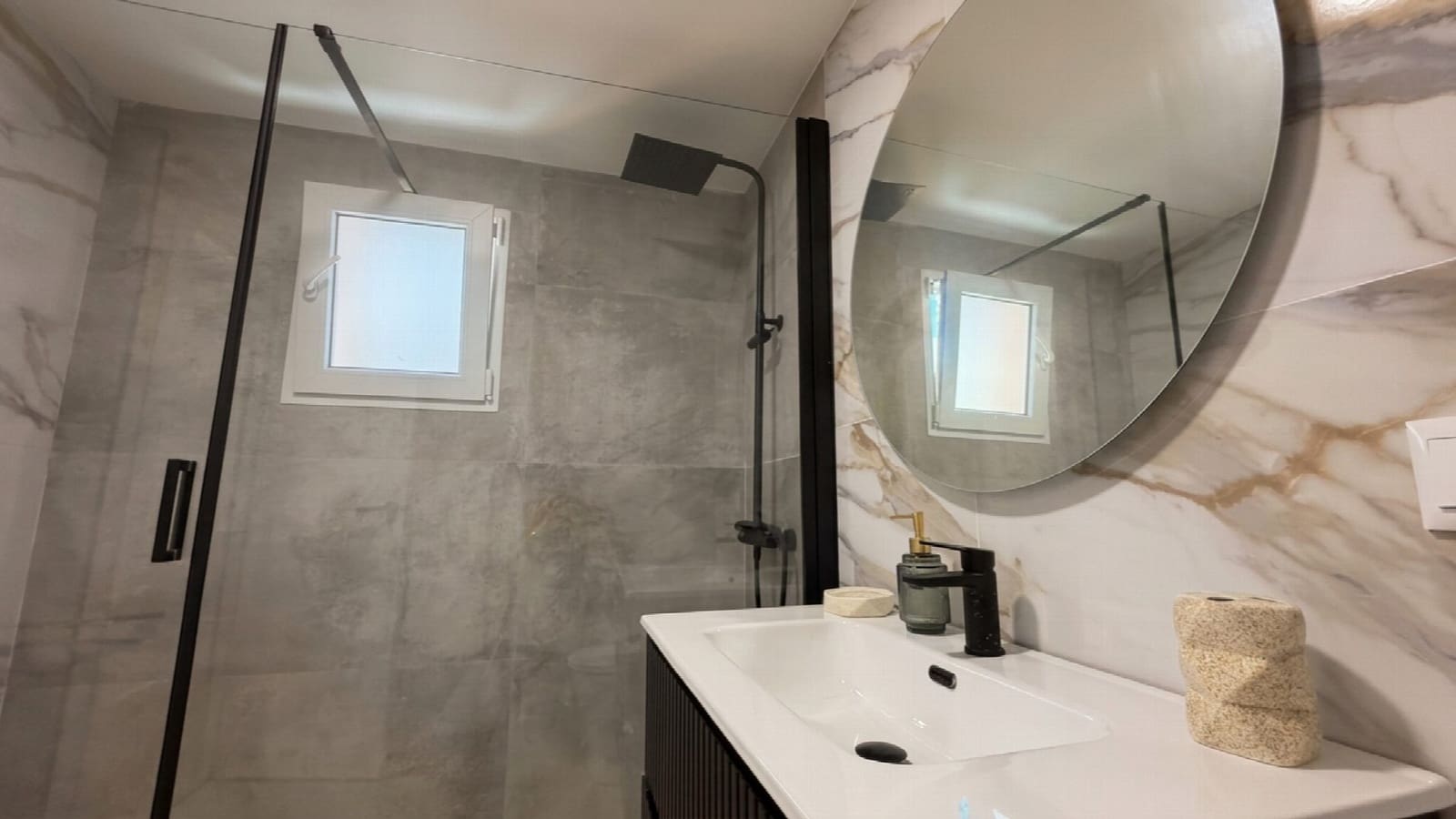 3 soveværelse Strandlejlighed til salg i Torrevieja - € 472.500 (Ref: 10051227)