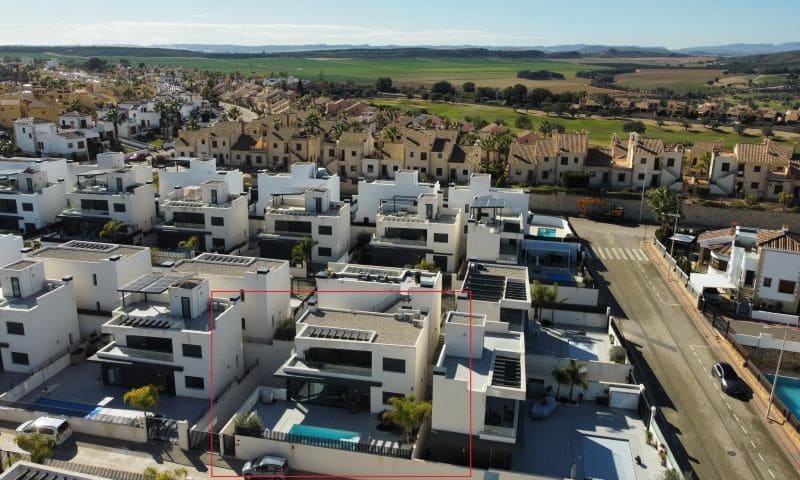 3 quarto Moradia para venda em Algorfa com piscina garagem - 539 000 € (Ref: 10051229)