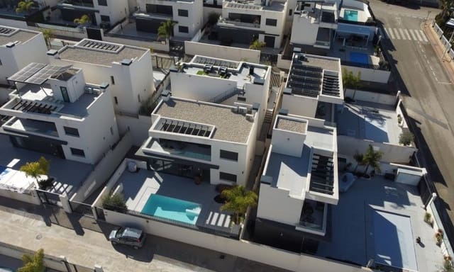 3 quarto Moradia para venda em Algorfa com piscina garagem - 539 000 € (Ref: 10051229)